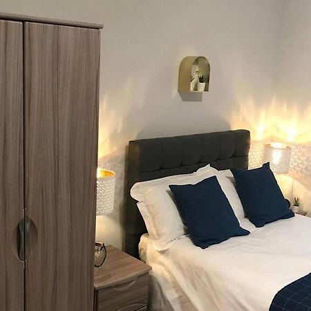 Serviced Appartment 1 Helena Reading Luaran gambar