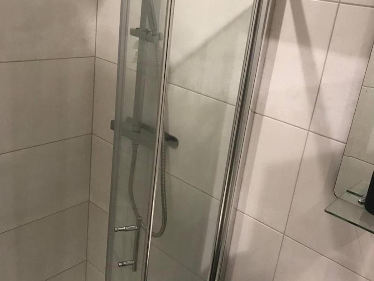 Serviced Appartment 1 Helena Reading Luaran gambar